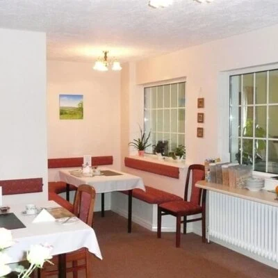 Golden Hill Guesthouse - Image 4