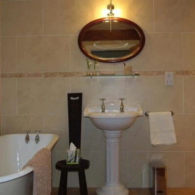 Kilcootry Barn - bathroom