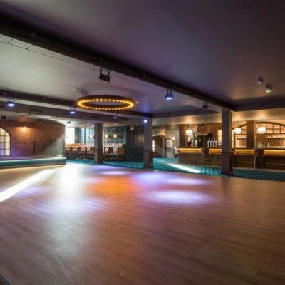 Silverbirch Hotel - Silverbirch Hotel open space and bar